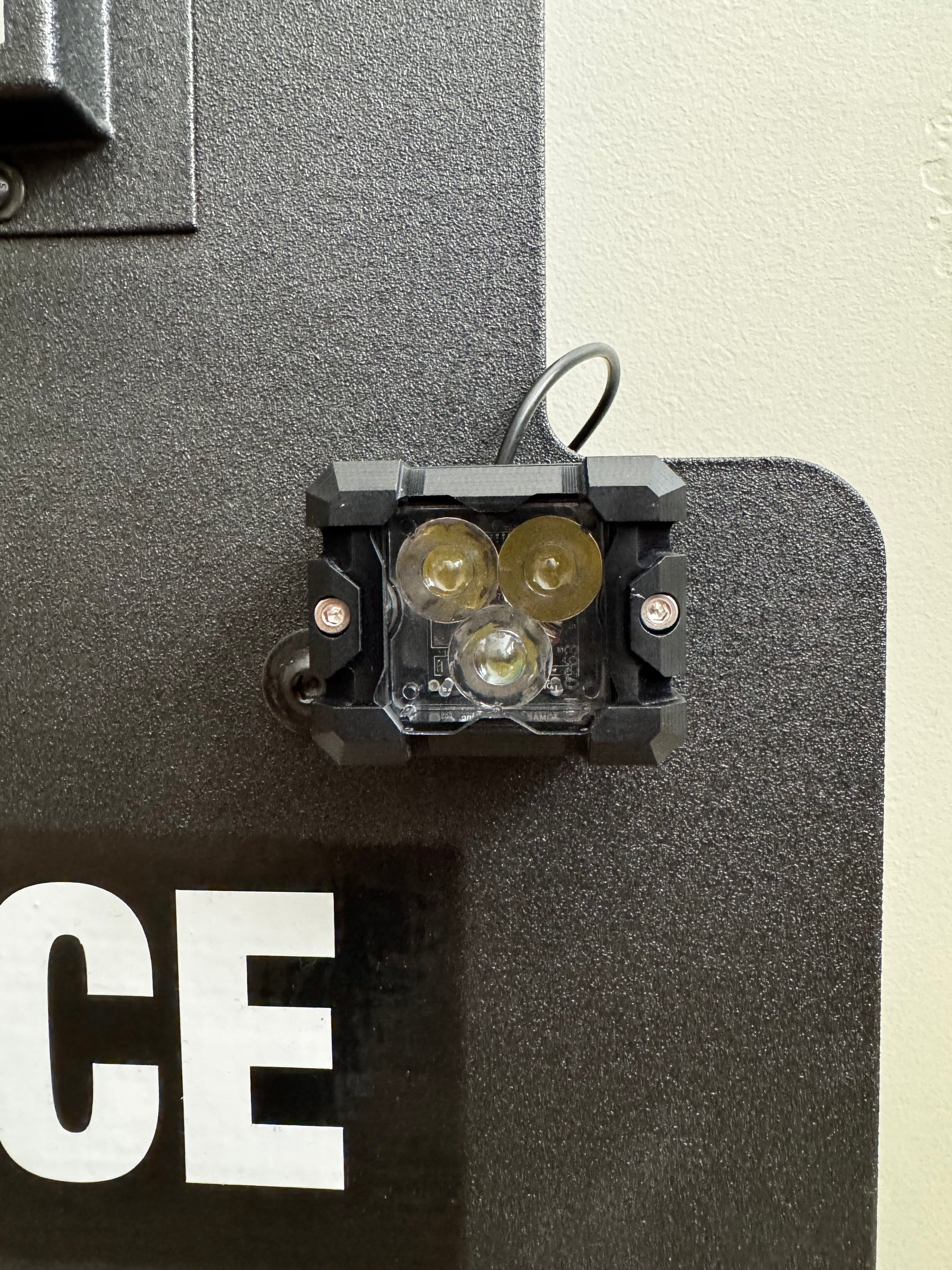 Universal Shield Light